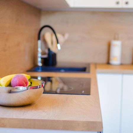 Apartments Aki Малинска Екстериор снимка