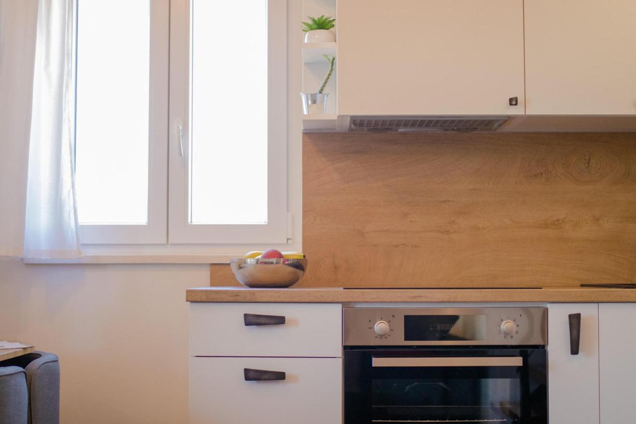 Apartments Aki Малинска Екстериор снимка