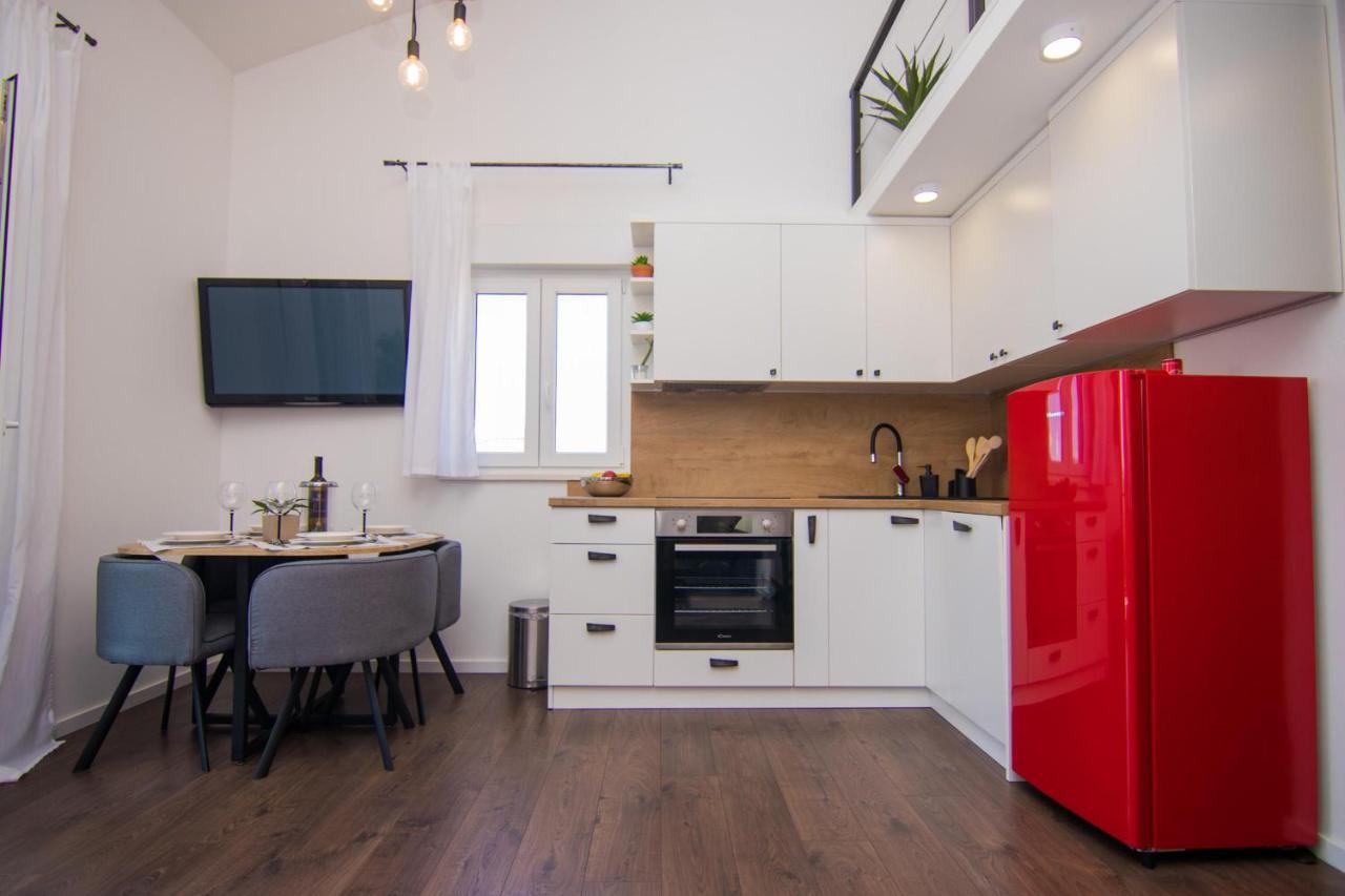 Apartments Aki Малинска Екстериор снимка