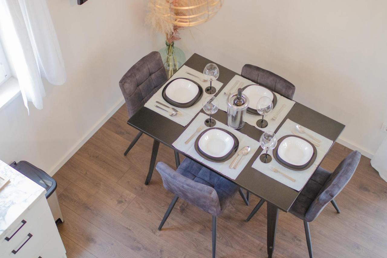 Apartments Aki Малинска Екстериор снимка
