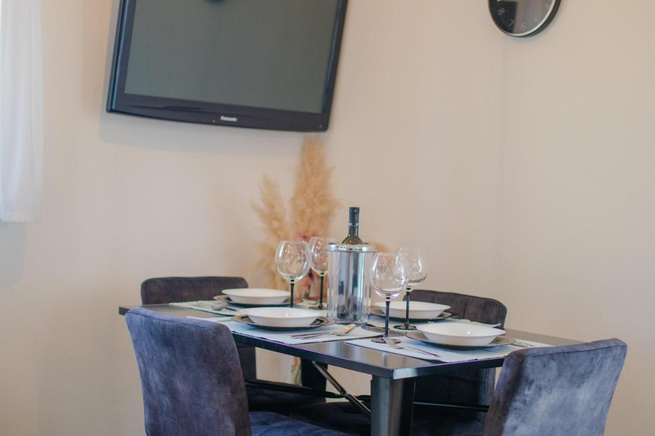 Apartments Aki Малинска Екстериор снимка