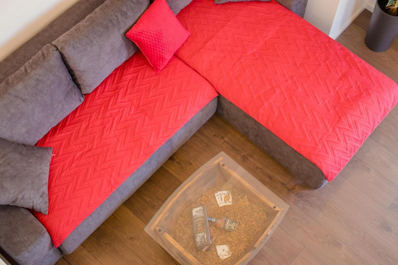 Apartments Aki Малинска Екстериор снимка